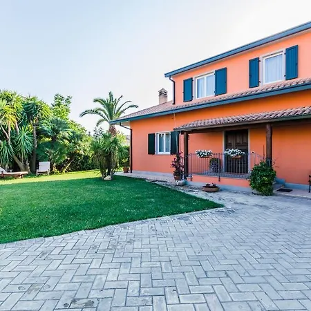 Borgo Dragani 招待所 奥托纳