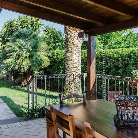 Borgo Dragani Konukevi 4*